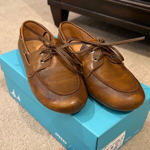 Sperry/Aritzia Brown Leather Slimboat Shoes - Women’s - Size 7.5